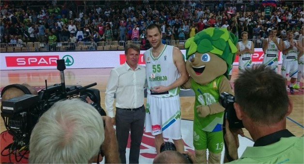 Slokar je bil izbran tudi za MVPja tekme (foto: kzs.si)